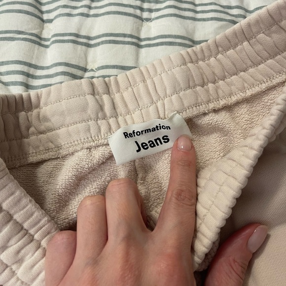 Reformation Cream Jogging Pants - Picture 6 of 7